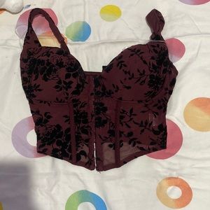 Corset crop top w rose design